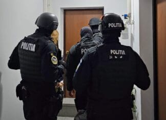 Explozie de percheziții la CE Oltenia! Suspiciuni de achiziții „aranjate”, telefoane și documente ridicate de anchetatori Explozie de percheziții la CE Oltenia! Suspiciuni de achiziții „aranjate”, telefoane și documente ridicate de anchetatori