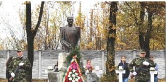 Ziua Eroilor 2026, comemorată la Târgu Jiu prin ceremonii militare și depuneri de coroane