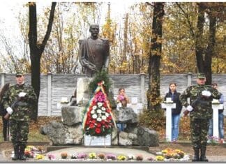 Ziua Eroilor 2026, comemorată la Târgu Jiu prin ceremonii militare și depuneri de coroane