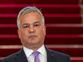 Criză politică în PNL după desemnarea lui Adrian Veștea pentru funcția de prim-ministru. Ilie Bolojan acuză un „act ostil” al președintelui Nicușor Dan Criză politică în PNL după desemnarea lui Adrian Veștea