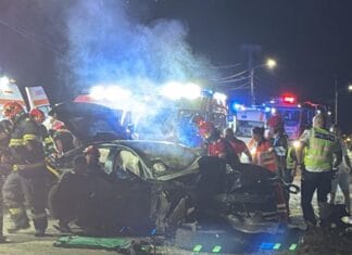 Accident mortal pe DN 67D, în Gorj. Un adolescent de 16 ani și-a pierdut viața, iar alți patru tineri au fost răniți