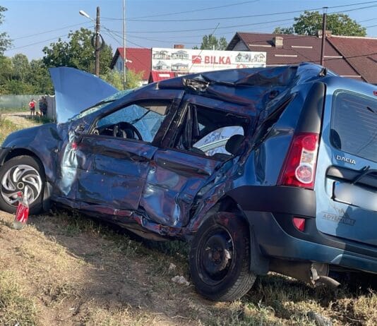 Accident rutier pe DN 6, la Filiași. Un gorjean de 78 de ani, transportat la spital în stare de inconștiență
