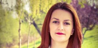 Ea este tânăra de 32 de ani care a murit în locuință. Laura urma să împlinească 33 de ani