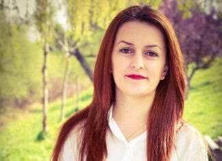 Ea este tânăra de 32 de ani care a murit în locuință. Laura urma să împlinească 33 de ani