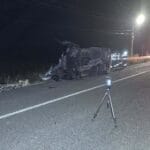 Tragedie în Gorj, în toiul nopții. Un tânăr de 20 de ani a murit după ce mașina s-a izbit de un parapet, la Fărcășești Tragedie în Gorj, în toiul nopții. Un tânăr de 20 de ani a murit după ce mașina s-a izbit de un parapet, la Fărcășești