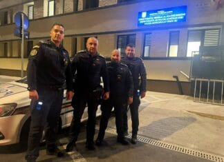 Intervenție contracronometru la Târgu Jiu. Polițiștii au spart ușa și au salvat o femeie