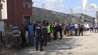 Firme controlate de Nicolae Sarcină, amendate cu 160.000 de lei de ITM Gorj. Angajații au protestat la Rovinari după luni fără salarii Firme controlate de Nicolae Sarcină, amendate cu 160.000 de lei de ITM Gorj. Angajații au protestat la Rovinari după luni fără salarii